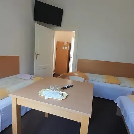 Gæstehus Na Zamku Bartosovice Kunín