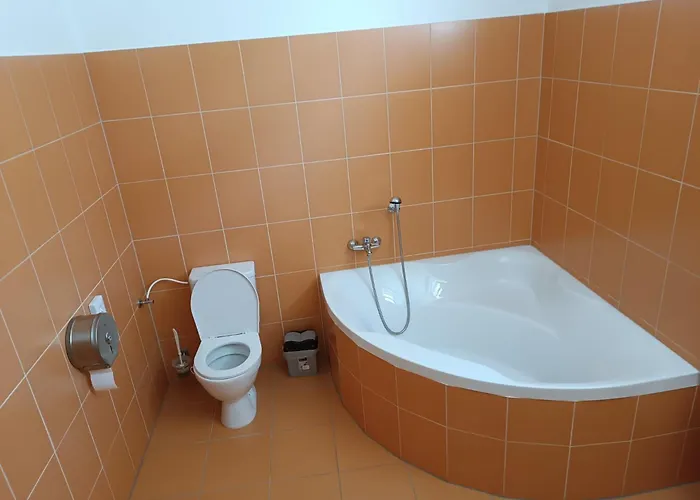 Na Zámku Bartošovice * Kunín